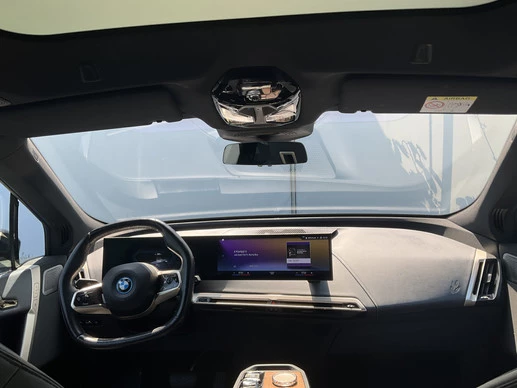 BMW iX - Afbeelding 24 van 30