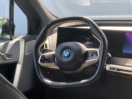 BMW iX - Afbeelding 25 van 30
