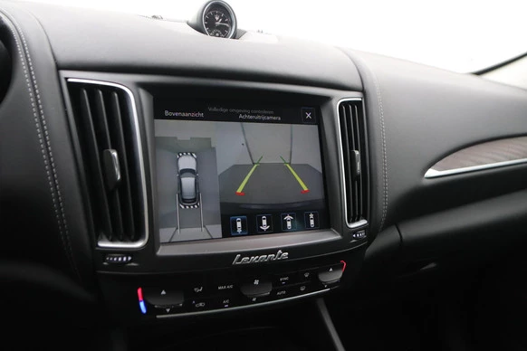 Maserati Levante - Afbeelding 12 van 30