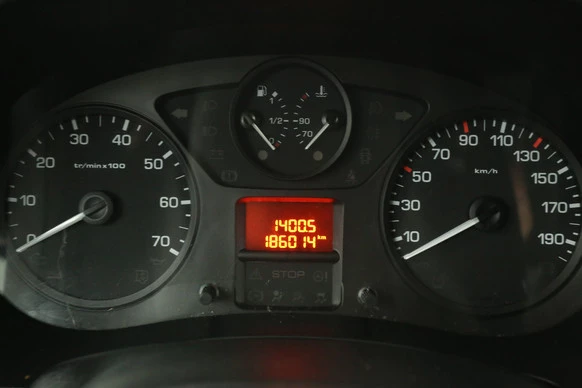 Peugeot Partner - Afbeelding 12 van 26