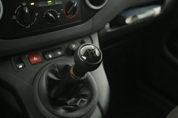 Peugeot Partner - Afbeelding 20 van 26