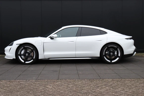 Porsche Taycan - Afbeelding 2 van 30