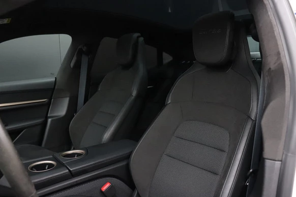 Porsche Taycan - Afbeelding 6 van 30