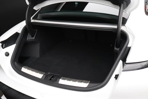 Porsche Taycan - Afbeelding 11 van 30
