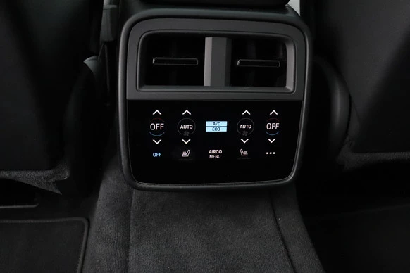 Porsche Taycan - Afbeelding 17 van 30