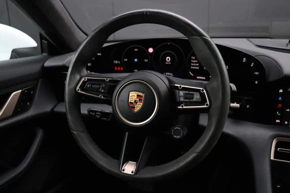 Porsche Taycan - Afbeelding 18 van 30