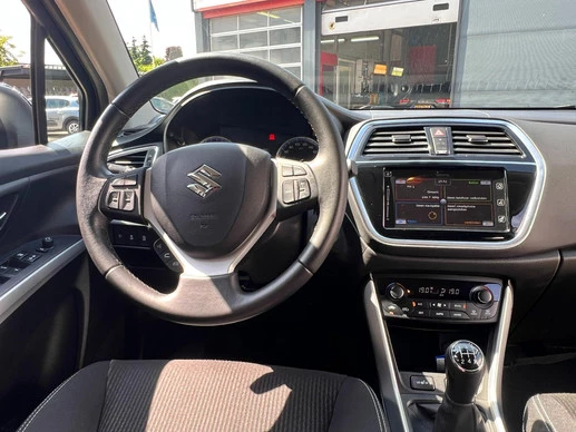 Suzuki S-Cross - Afbeelding 8 van 17