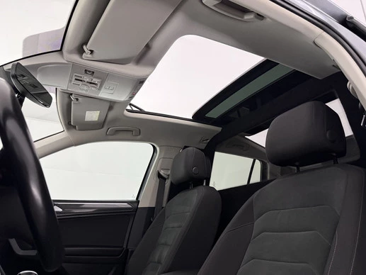 Volkswagen Tiguan - Afbeelding 13 van 30
