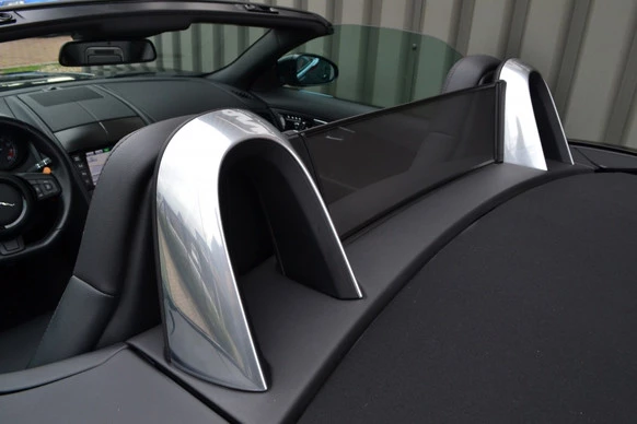 Jaguar F-Type - Afbeelding 12 van 30