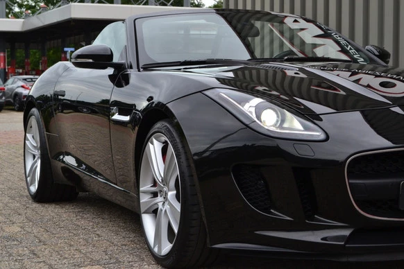 Jaguar F-Type - Afbeelding 21 van 30