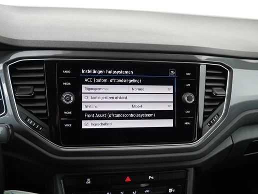 Volkswagen T-Roc - Afbeelding 19 van 30