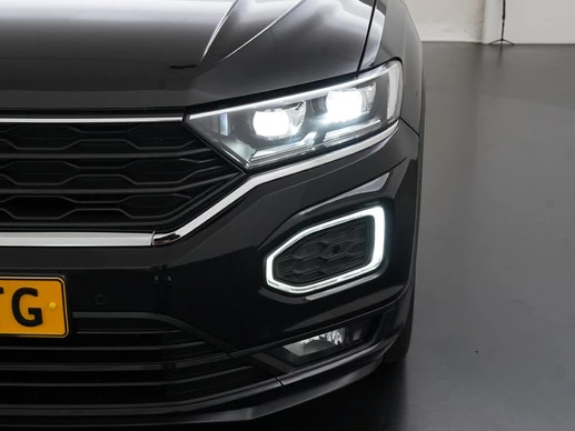 Volkswagen T-Roc - Afbeelding 22 van 30