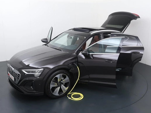 Audi Q8 Sportback e-tron - Afbeelding 28 van 30