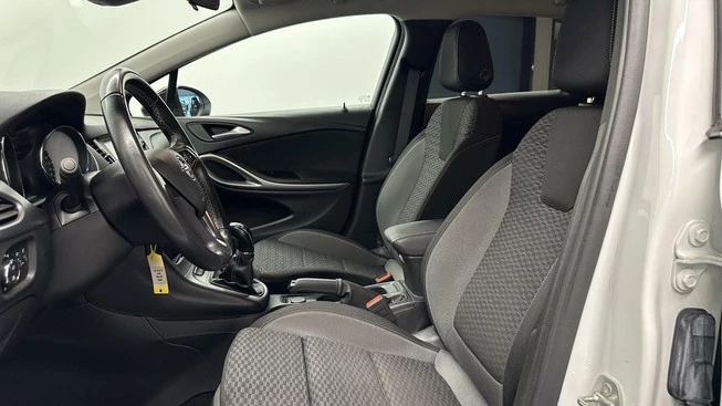 Opel Astra - Afbeelding 16 van 30