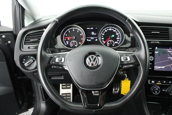 Volkswagen Golf - Afbeelding 16 van 30