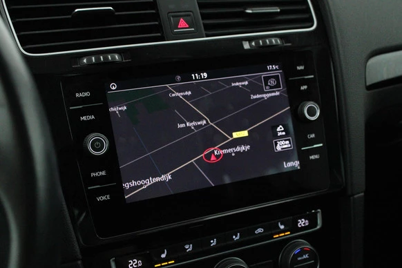 Volkswagen Golf - Afbeelding 18 van 30