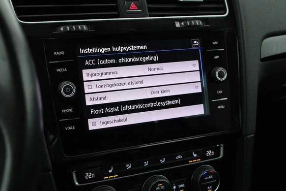 Volkswagen Golf - Afbeelding 22 van 30