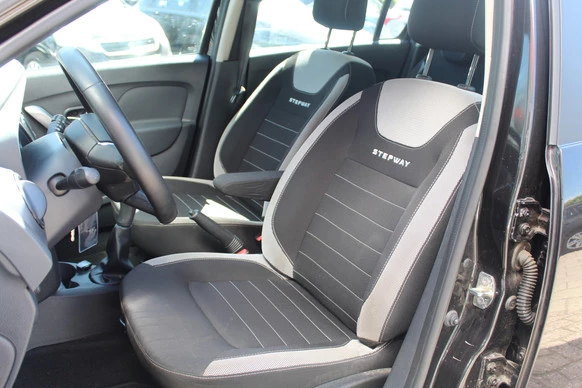 Dacia Logan - Afbeelding 4 van 30
