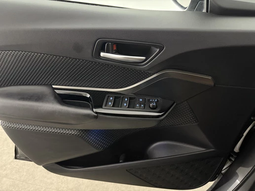 Toyota C-HR - Afbeelding 29 van 30