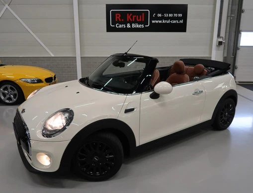MINI Cooper Cabrio - Afbeelding 1 van 30