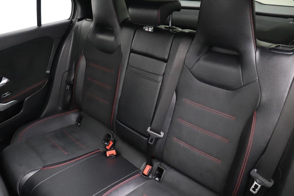 Mercedes-Benz A-Klasse - Afbeelding 12 van 30