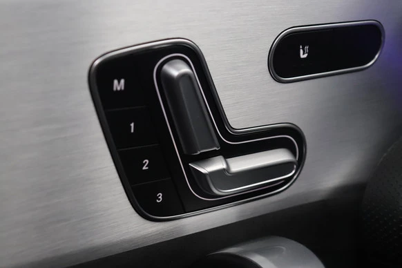 Mercedes-Benz A-Klasse - Afbeelding 17 van 30
