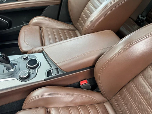 Alfa Romeo Stelvio - Afbeelding 18 van 26