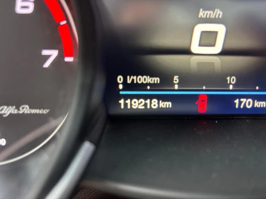 Alfa Romeo Stelvio - Afbeelding 23 van 26