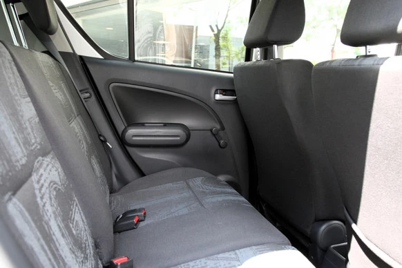 Opel Agila - Afbeelding 14 van 30