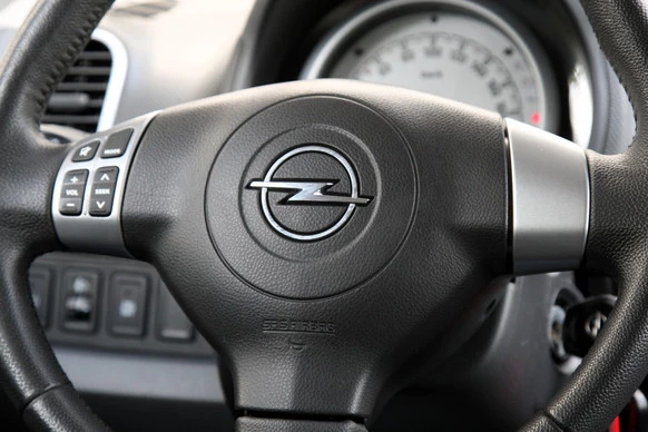 Opel Agila - Afbeelding 24 van 30