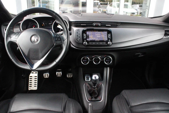 Alfa Romeo Giulietta - Afbeelding 7 van 30
