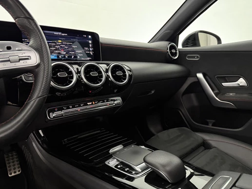Mercedes-Benz A-Klasse - Afbeelding 13 van 30
