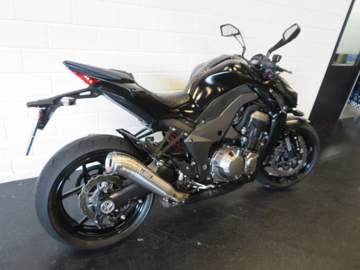 Kawasaki Z1000 - Afbeelding 3 van 14
