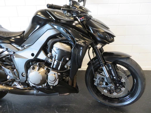 Kawasaki Z1000 - Afbeelding 9 van 14