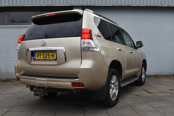 Toyota Land Cruiser - Afbeelding 3 van 16