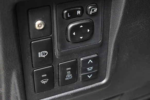 Toyota Land Cruiser - Afbeelding 6 van 16