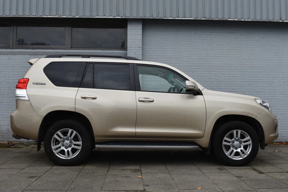 Toyota Land Cruiser - Afbeelding 7 van 16