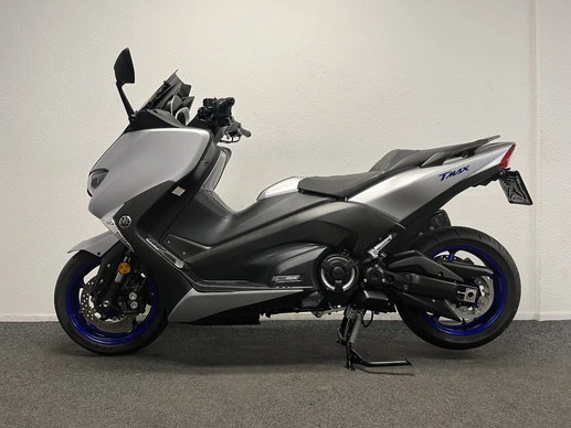 Yamaha T-MAX - Afbeelding 13 van 23