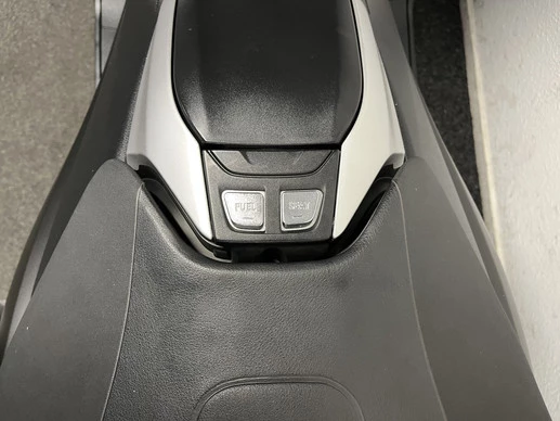 Yamaha T-MAX - Afbeelding 23 van 23