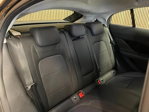 Jaguar I-PACE - Afbeelding 19 van 30