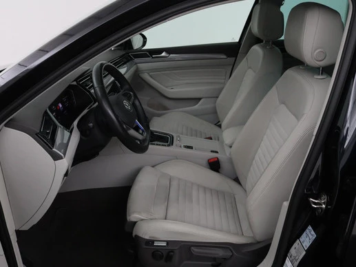 Volkswagen Passat - Afbeelding 4 van 30
