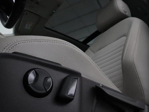 Volkswagen Passat - Afbeelding 6 van 30