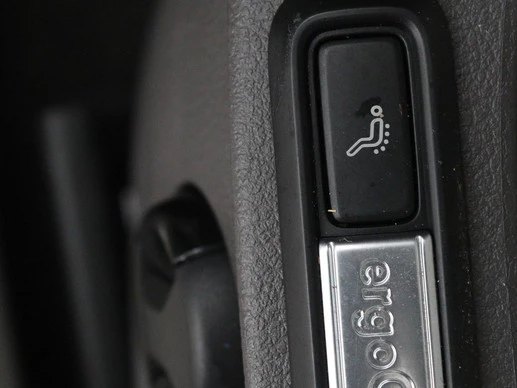 Volkswagen Passat - Afbeelding 7 van 30