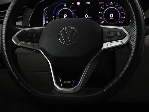 Volkswagen Passat - Afbeelding 11 van 30