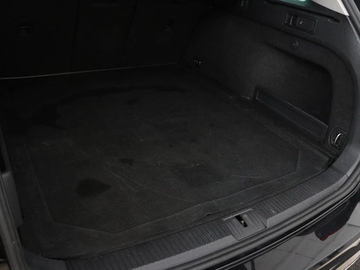 Volkswagen Passat - Afbeelding 13 van 30