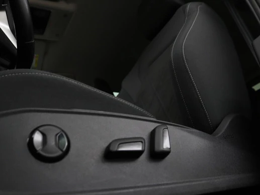 Volkswagen Golf - Afbeelding 8 van 30