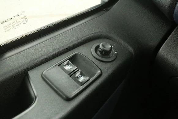 Opel Vivaro - Afbeelding 19 van 26