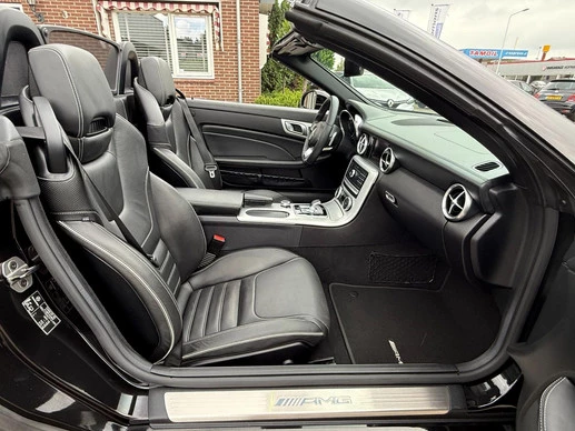 Mercedes-Benz SLC - Afbeelding 28 van 30