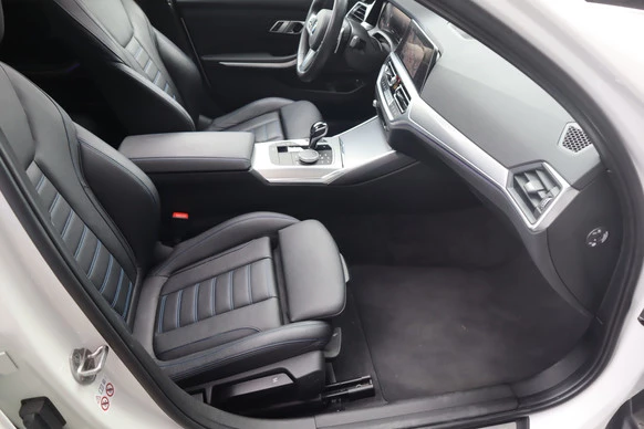 BMW 3 Serie - Afbeelding 17 van 30