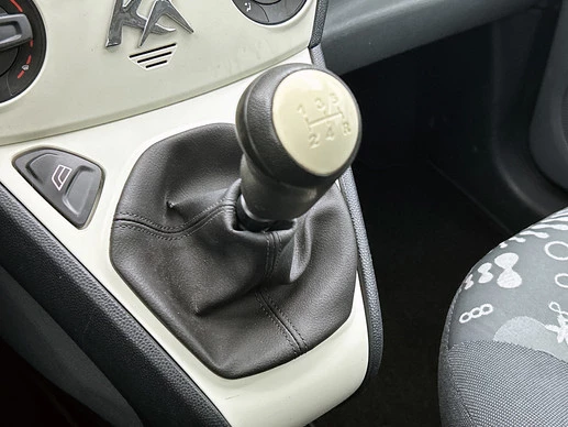 Ford Ka - Afbeelding 11 van 21